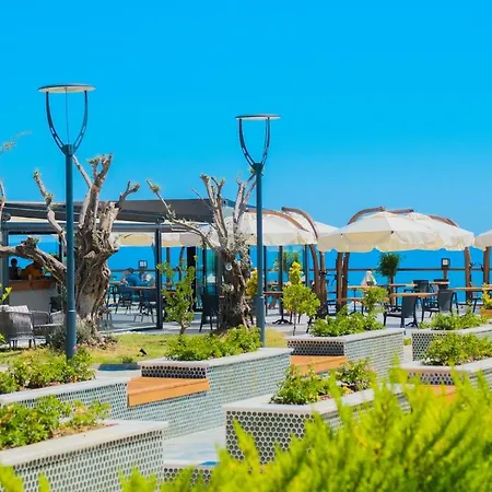 Otel Feniks 3*