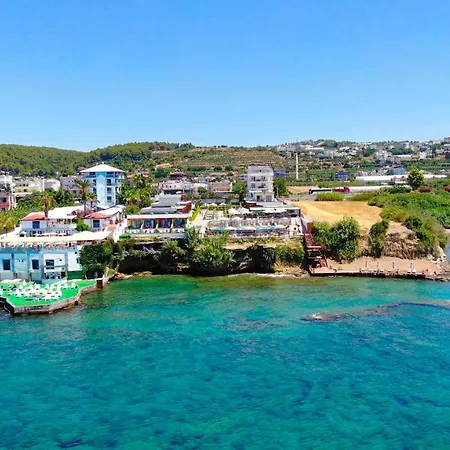 Feniks Otel