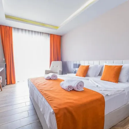 فندق Feniks ألانيا